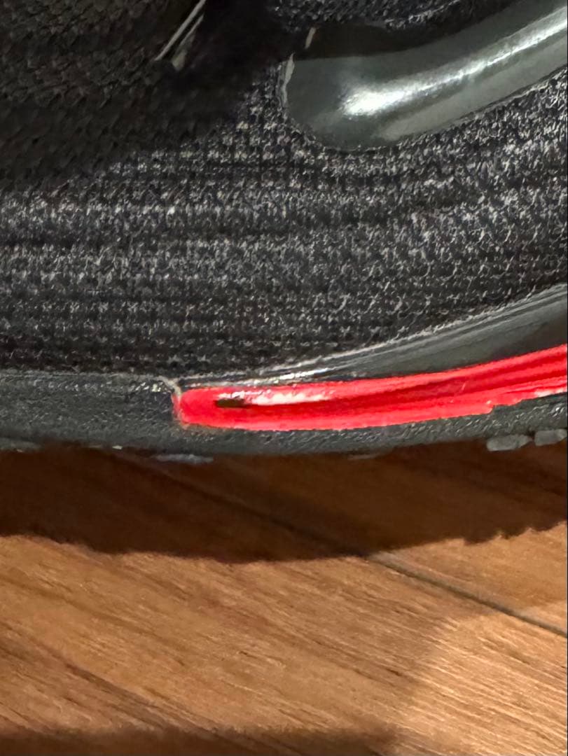 【完売サイズ】Nike Shox Z レッド　28cm