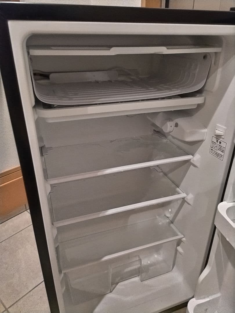 ✨冷蔵庫 93L 2022年製　近県限定配達無料　更に値下げしました✨