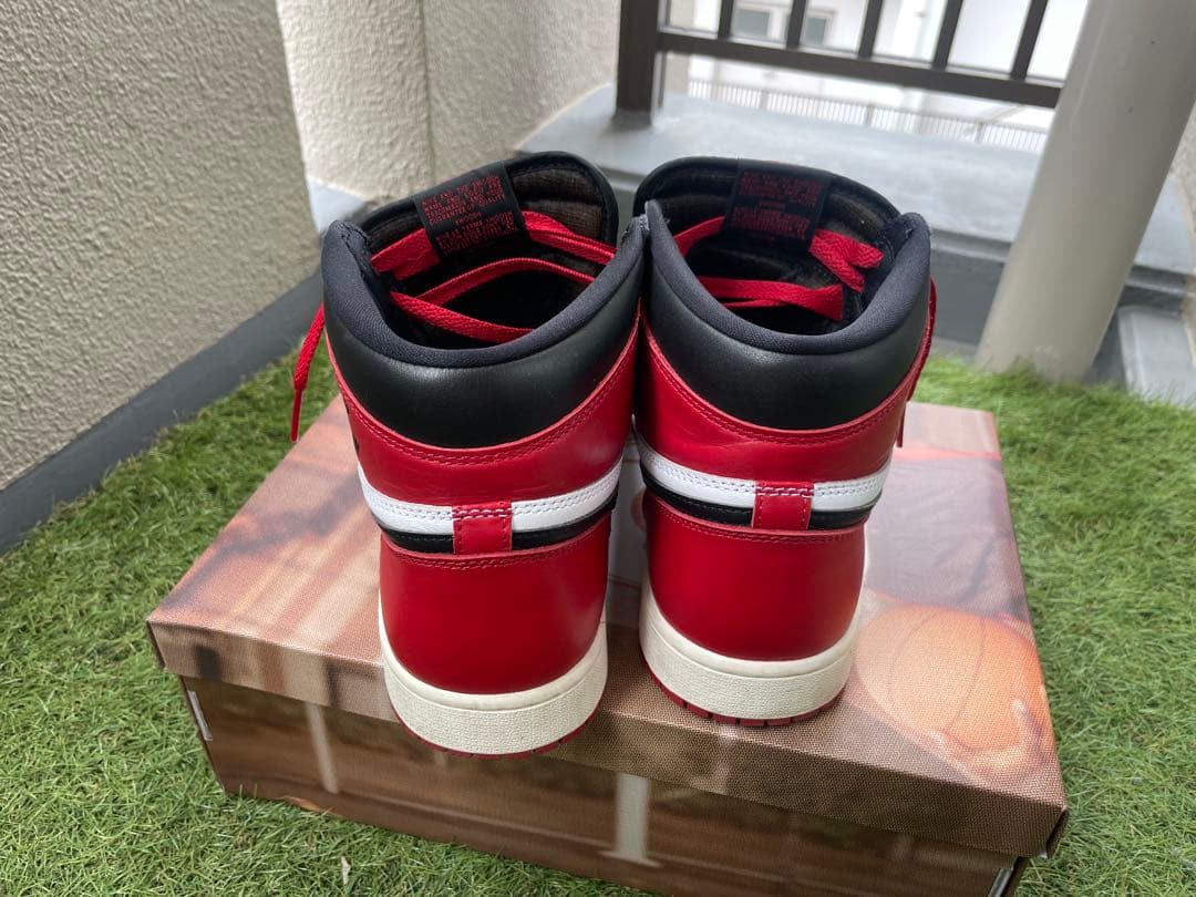 Nike Air Jordan 1 ホワイト/ブラック/レッド　2月12日迄値下