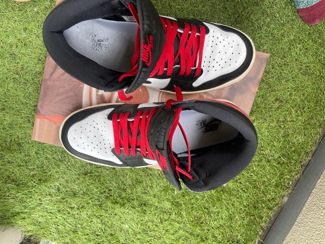 Nike Air Jordan 1 ホワイト/ブラック/レッド　2月12日迄値下