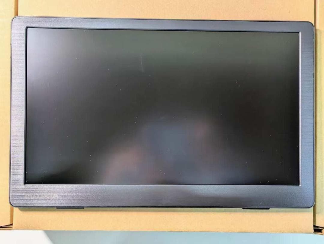 未開封・未使用品 ・LCD-CF131XDB-M