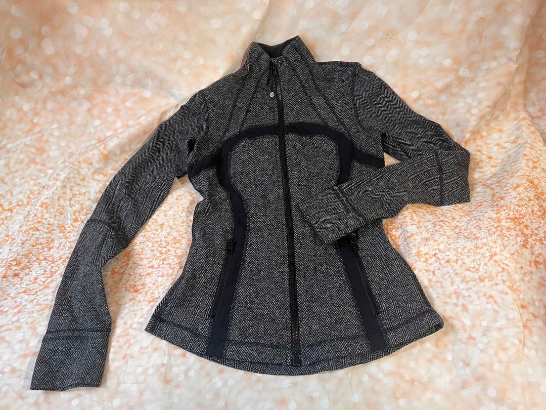 美品希少✨ルルレモン lululemon Define ディファインジャケット