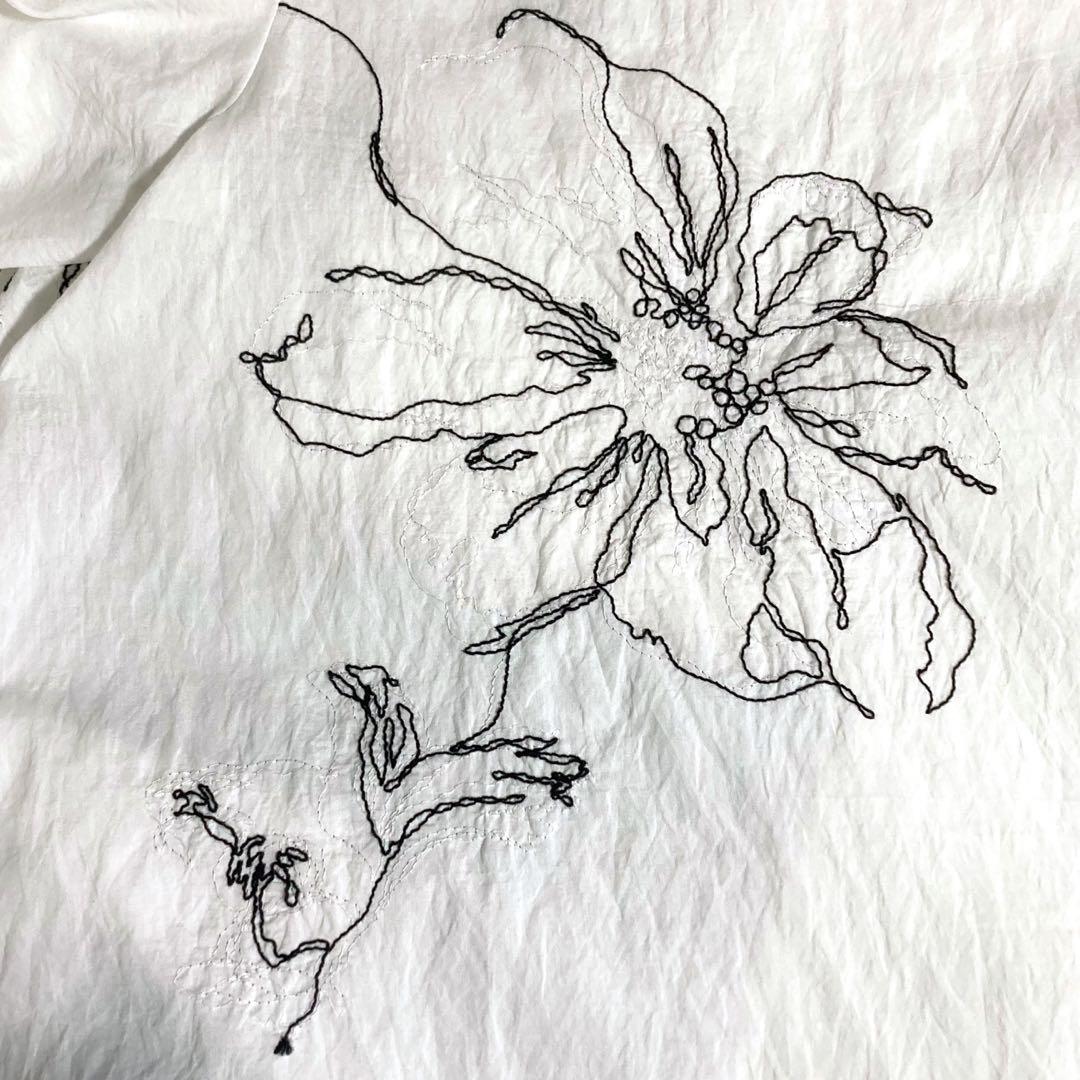 慈雨 センソユニコ アシンメトリーブラウス 変形 花柄 刺繍 ゆったり L 白