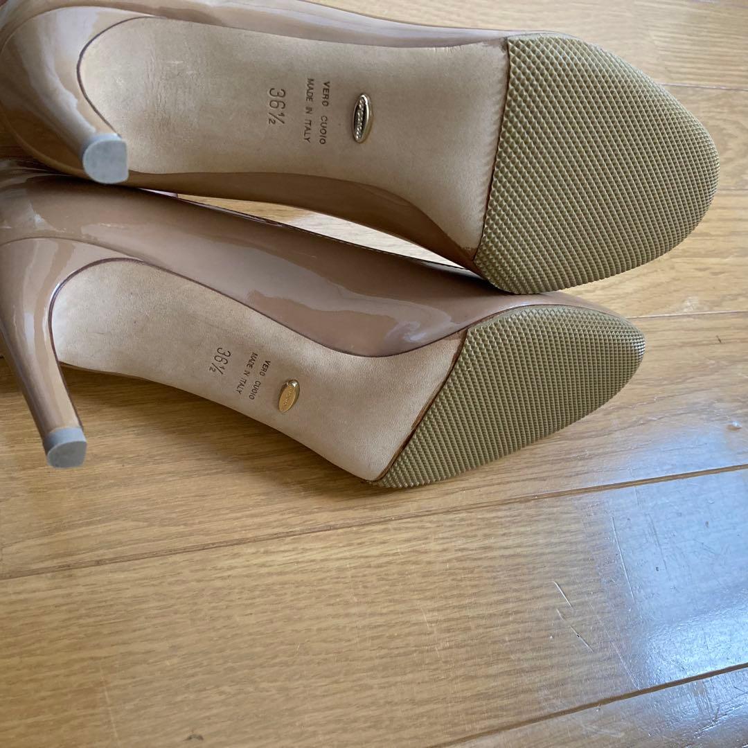 Sergio Rossi ベージュ エナメルパンプス　36.5 新品　未使用