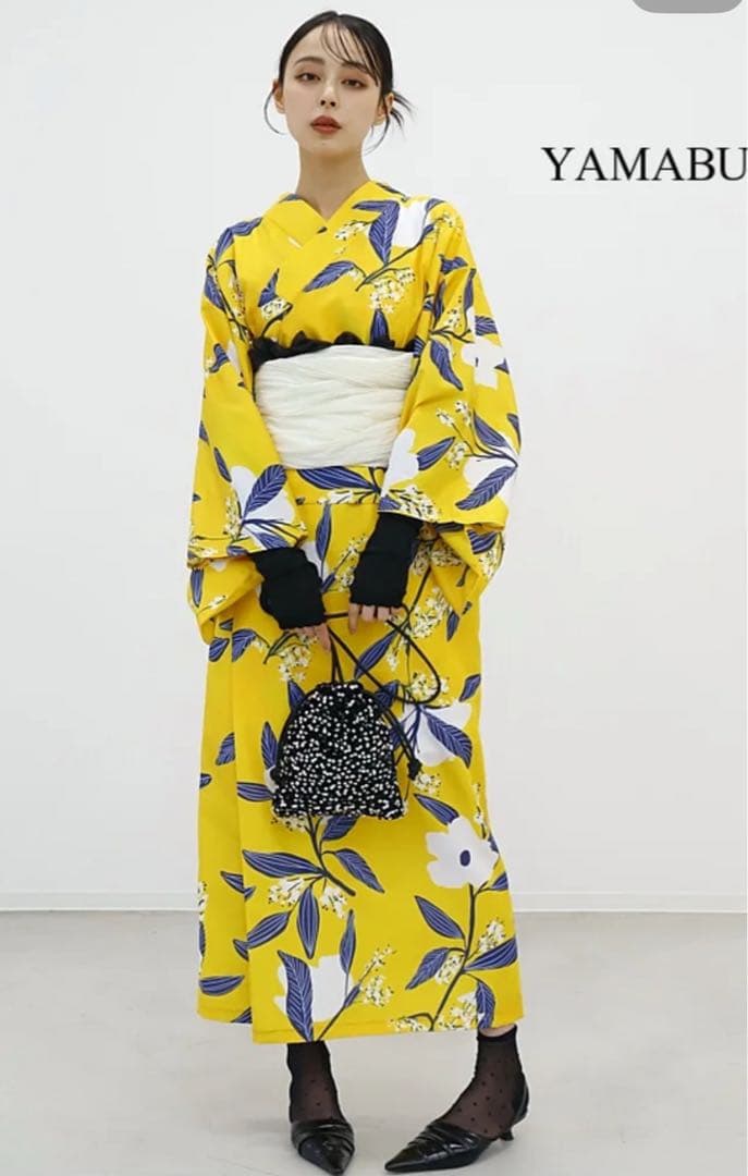 新品　花柄　着やすい　2部式　浴衣ワンピース・帯セット（黄色）