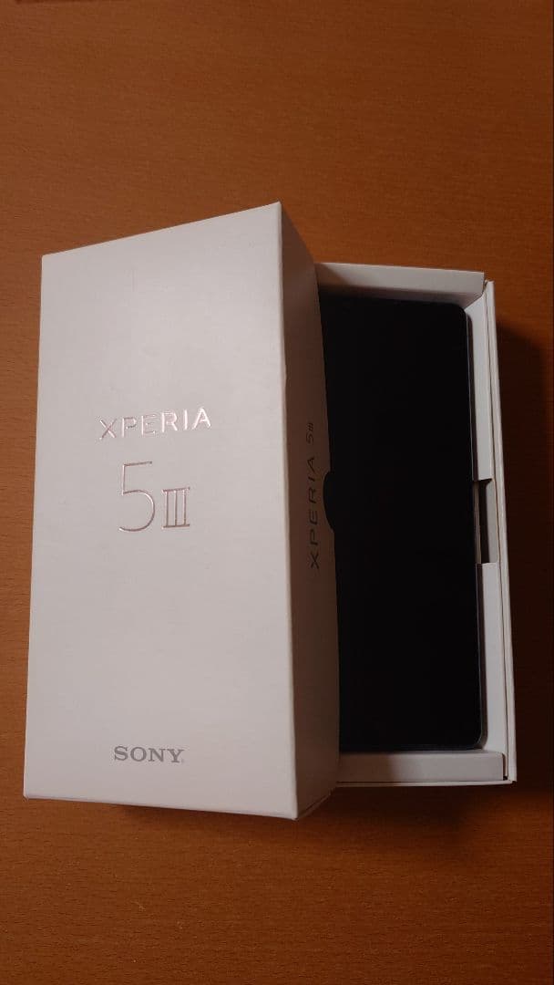Sony Xperia 5 III（SOG05）SIMフリー