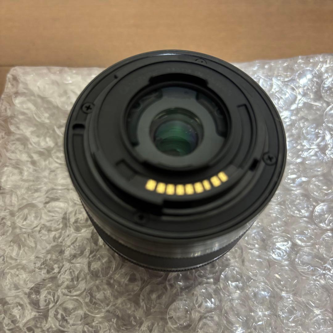 Canon EOS M100 レンズキット ブラック