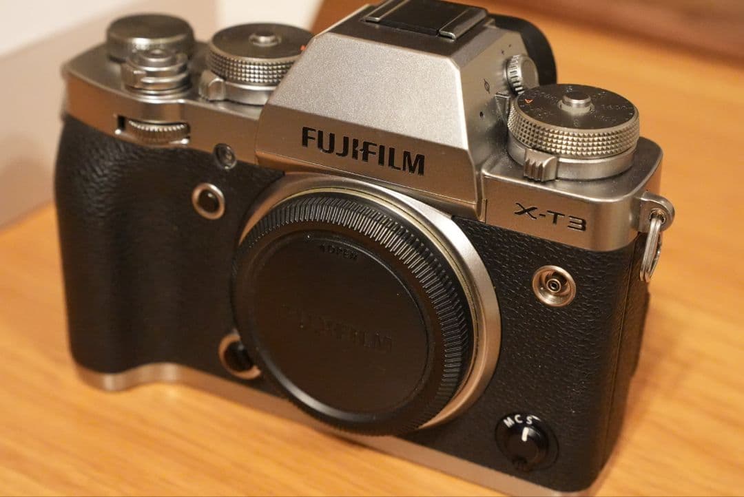 Fujifilm X-T3 ミラーレスカメラ