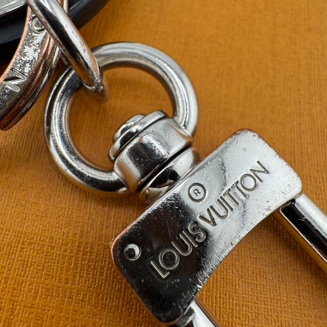 美品 ルイヴィトン ポルトクレ・LVサークル チャーム キーリング キーホルダー