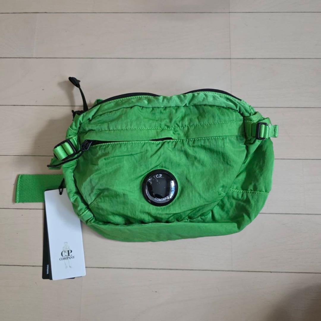 C.P. COMPANYシーピーカンパニーボディバッグ NYLON B グリーン