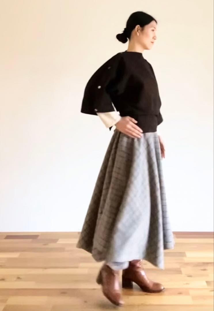 うさとの服  usaato 黒檀染め マルチウェイトップス 新品同様