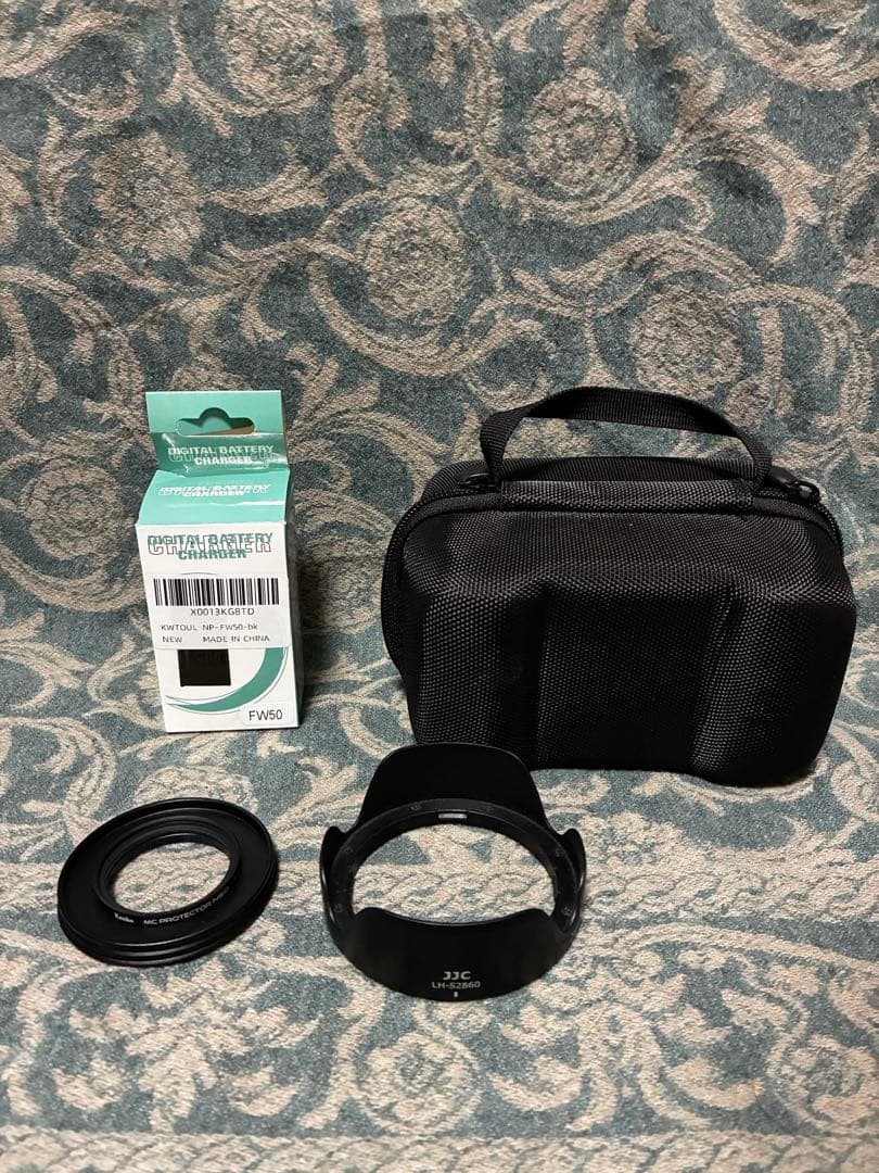 美品α6400パワーズームレンズキットブラック ILCE-6400Lおまけ付き