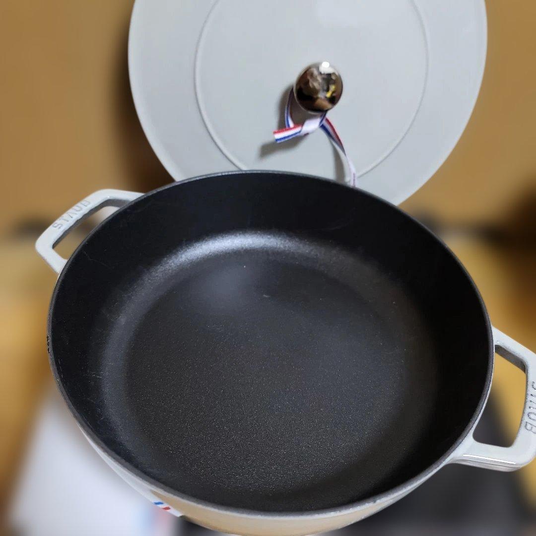 ストウブ ブレイザー ソテーパン カンパーニュ 28 staub