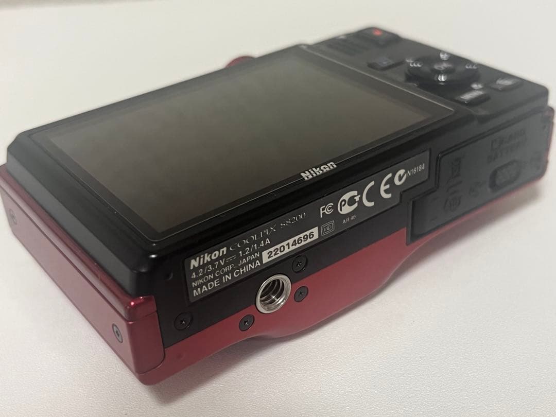 Nikon　COOLPIX　S8200　デジタルカメラ