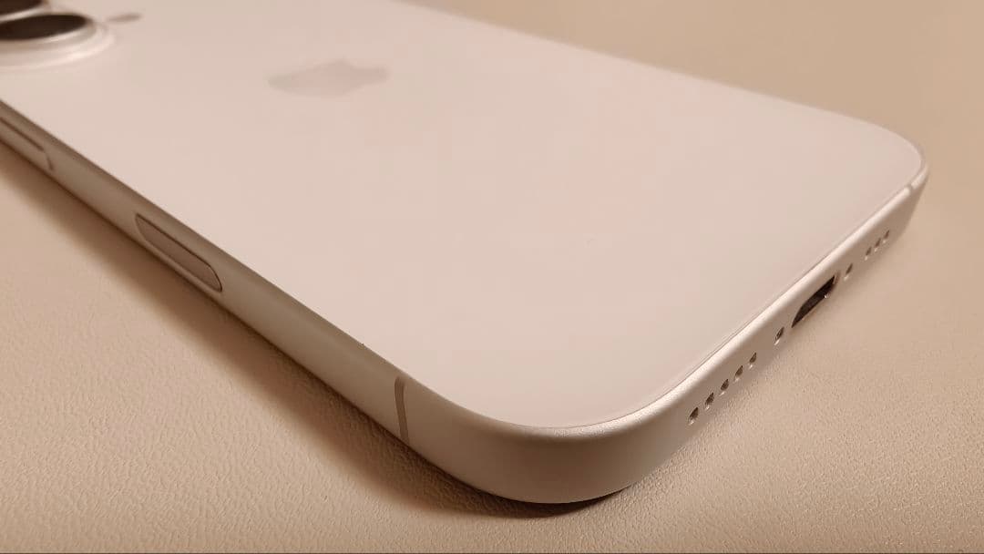 iPhone16 本体 256GB ホワイト SIMフリー