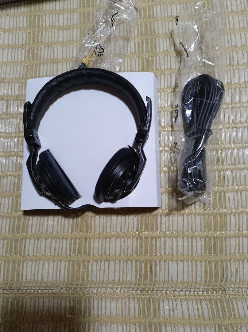 ヘッドホン ULTRASONE HFI 15G