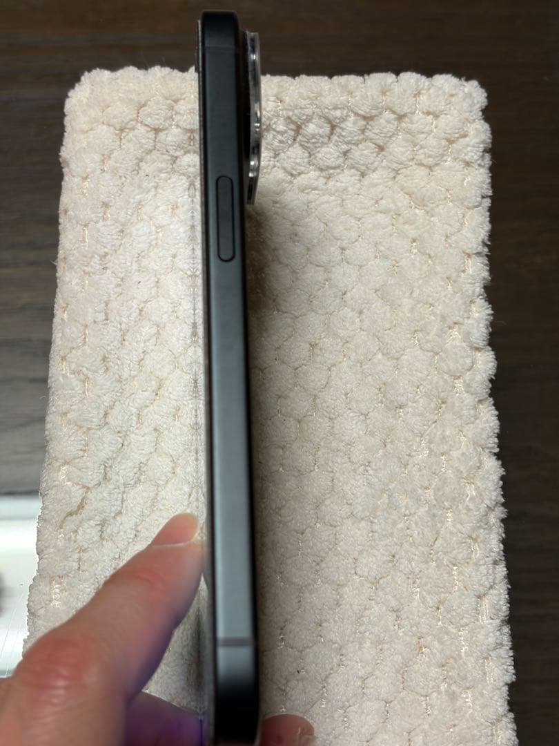 【美品】iPhone15 128GB SIMフリー ブラック 90% 付属品付