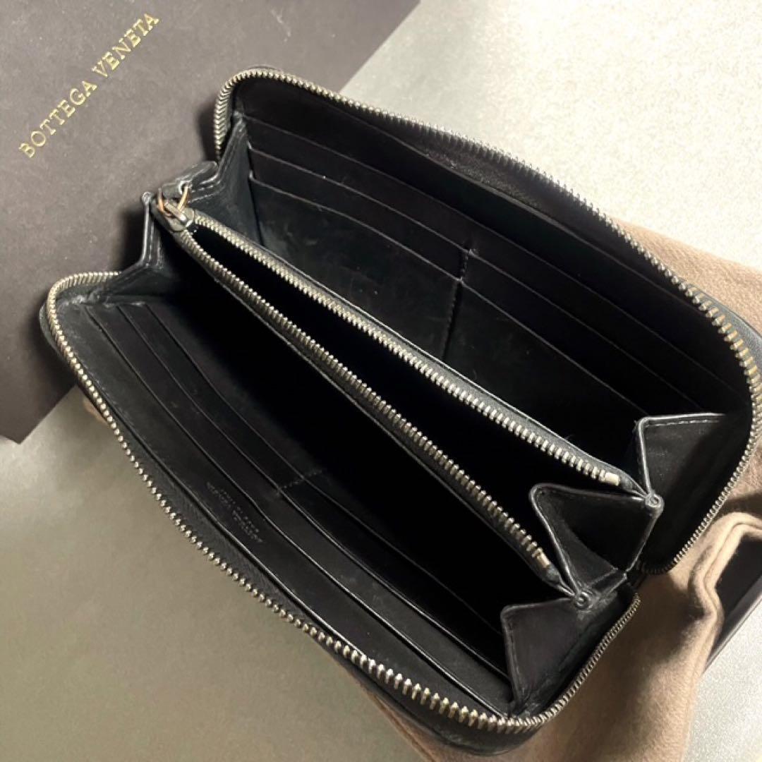 BottegaVenetaボッテガ・黒長財布イントレチャート・ラウンドファスナー