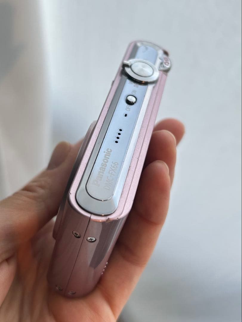 デジカメ　パナソニック　LUMIX DMC-FX66 14メガピクセル