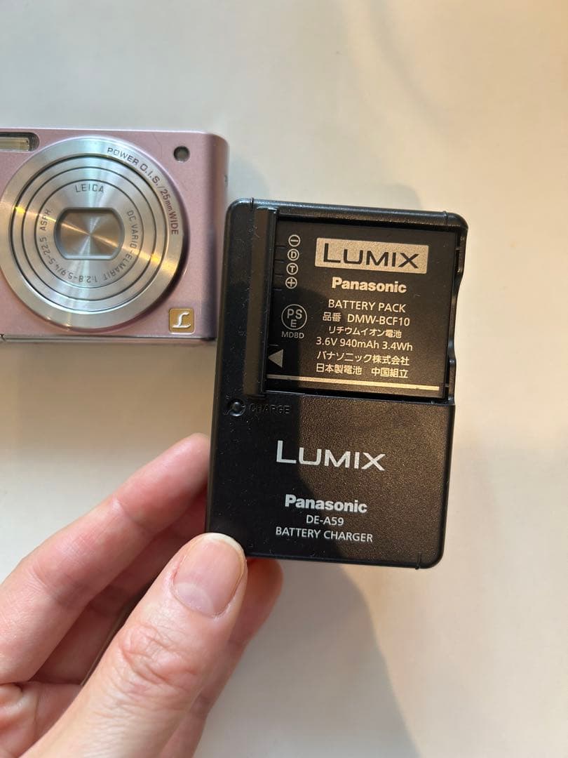 デジカメ　パナソニック　LUMIX DMC-FX66 14メガピクセル