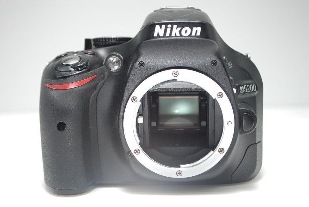 ❤️スマホ楽々転送❤️Nikon D5200 ダブルレンズセット美品 高性能