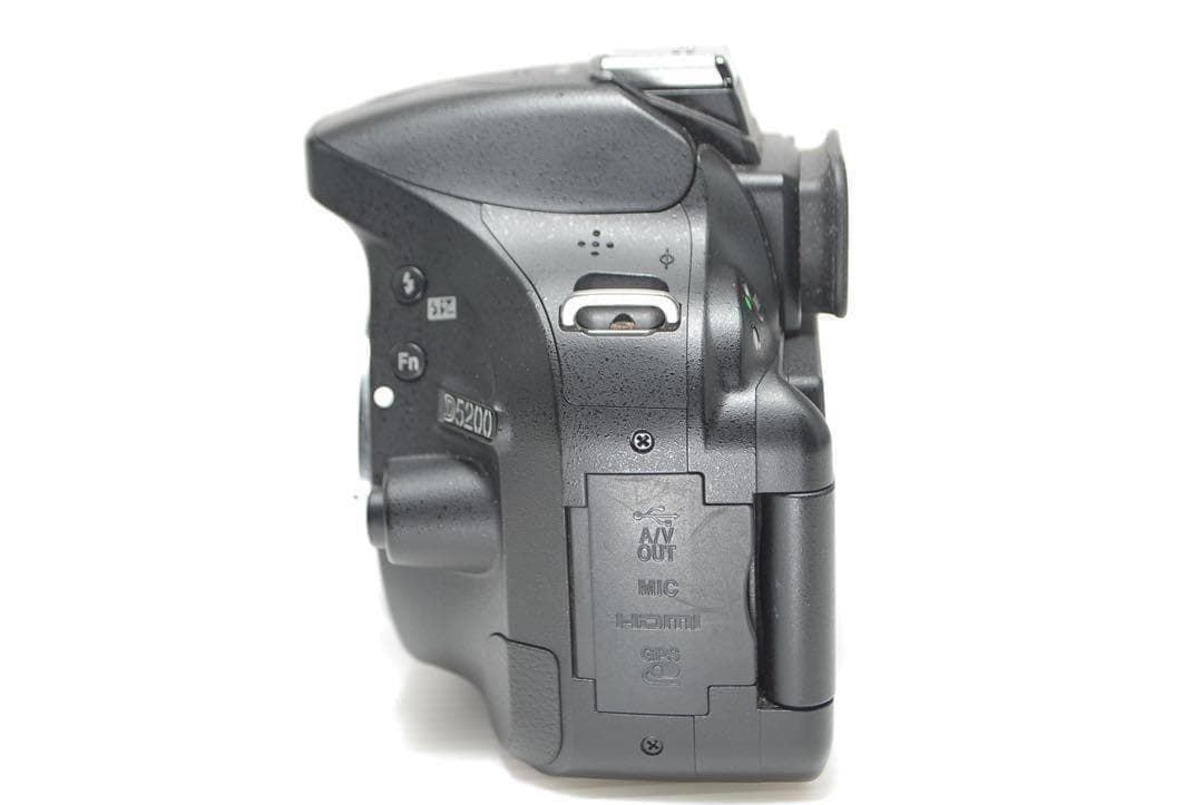 ❤️スマホ楽々転送❤️Nikon D5200 ダブルレンズセット美品 高性能