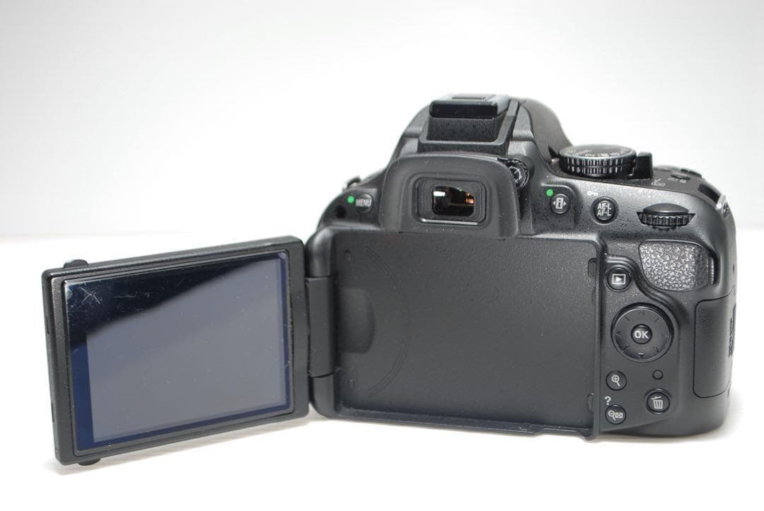 ❤️スマホ楽々転送❤️Nikon D5200 ダブルレンズセット美品 高性能