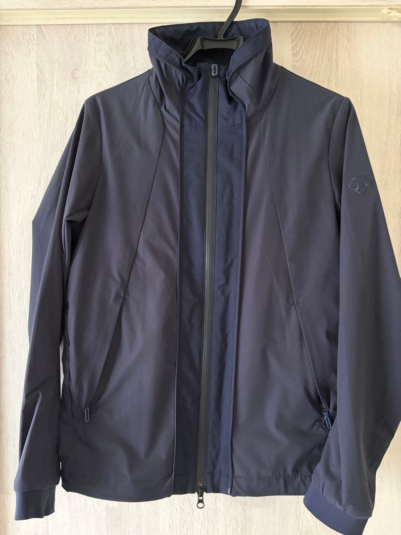 【ts592cd27h】DESCENTE ALLTERRAINジャケット