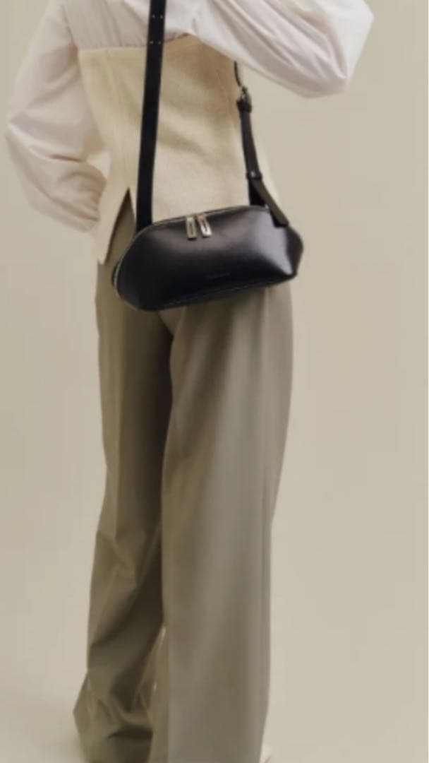 ❤️美品❤️ADD CULUMN レザーショルダーバック・ボディバック 2way