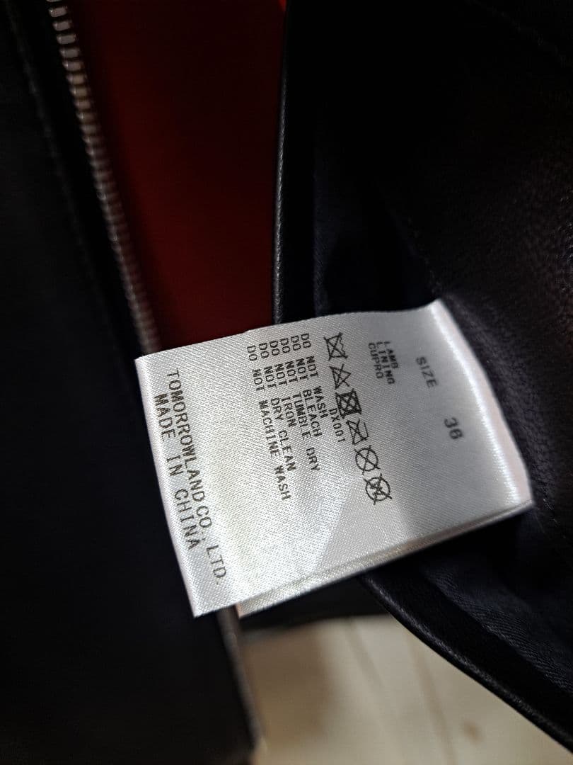 ns310TOMORROWLAND DES PRES ラムレザー