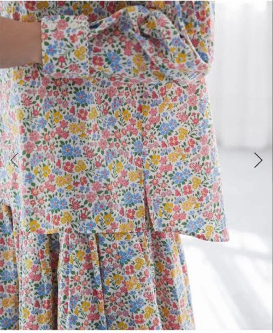 SEVEN TEN リバティプリントスカラップブラウス