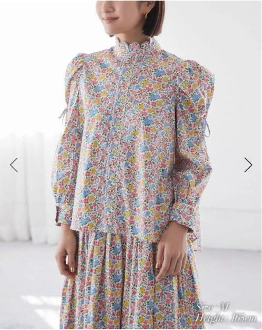 SEVEN TEN リバティプリントスカラップブラウス