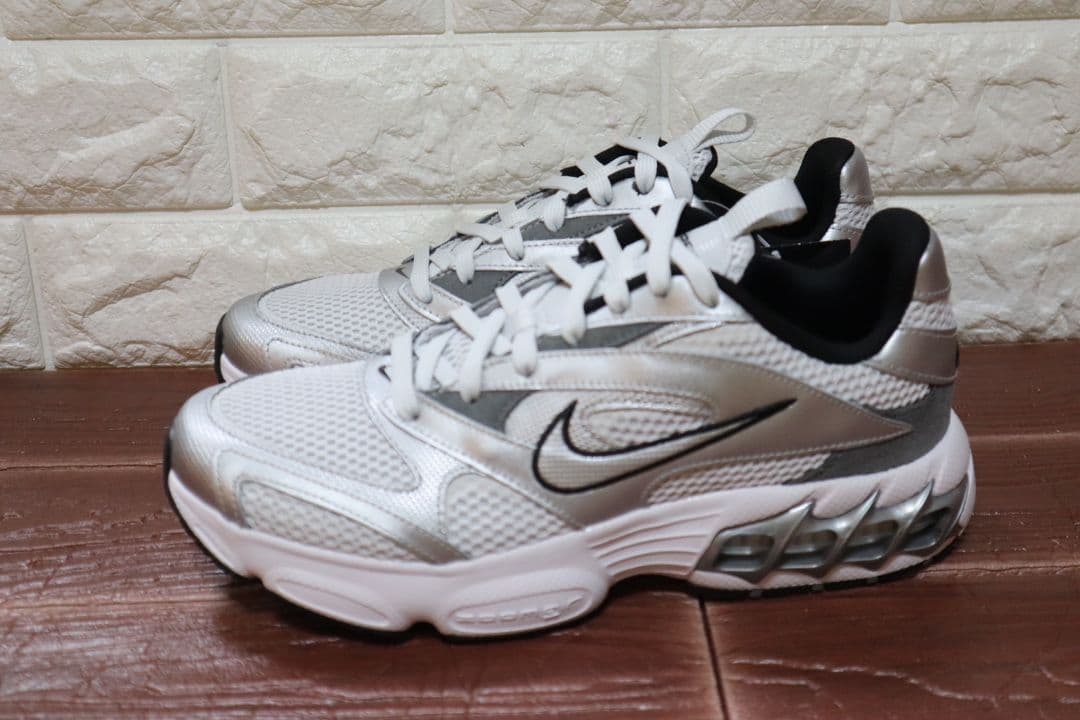 新品　25㎝ NIKE W　ナイキ　 ZOOM AIR FIRE シルバー