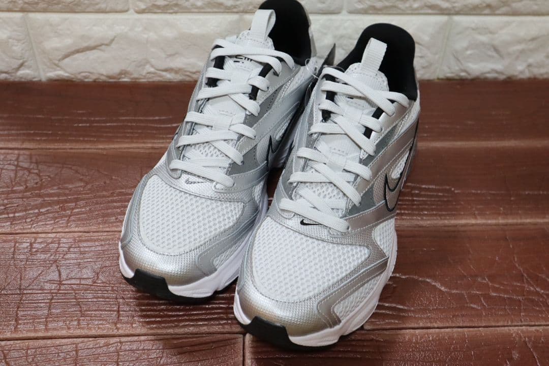 新品　25㎝ NIKE W　ナイキ　 ZOOM AIR FIRE シルバー