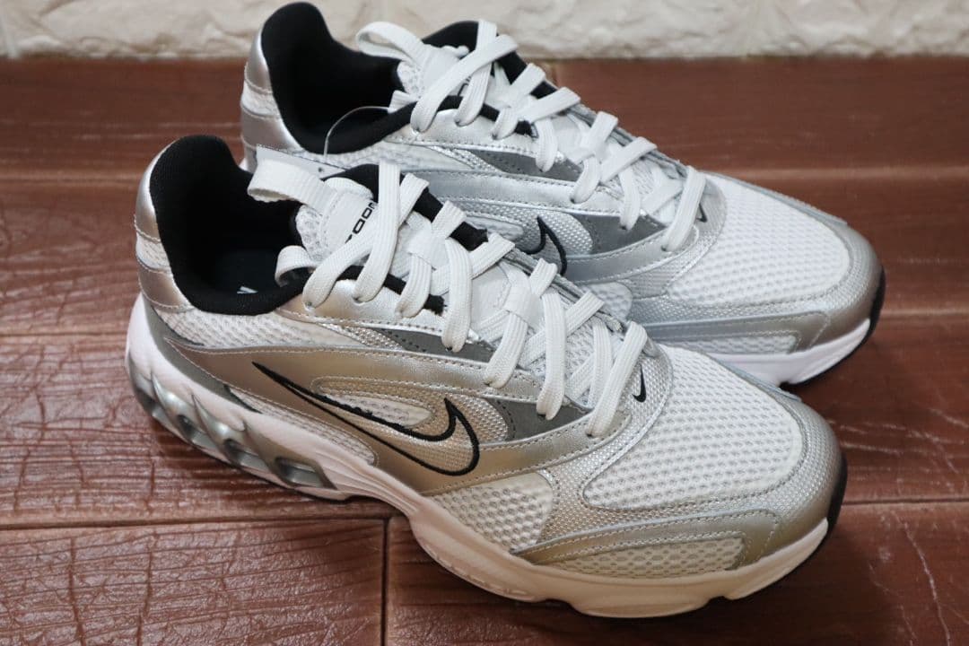 新品　25㎝ NIKE W　ナイキ　 ZOOM AIR FIRE シルバー