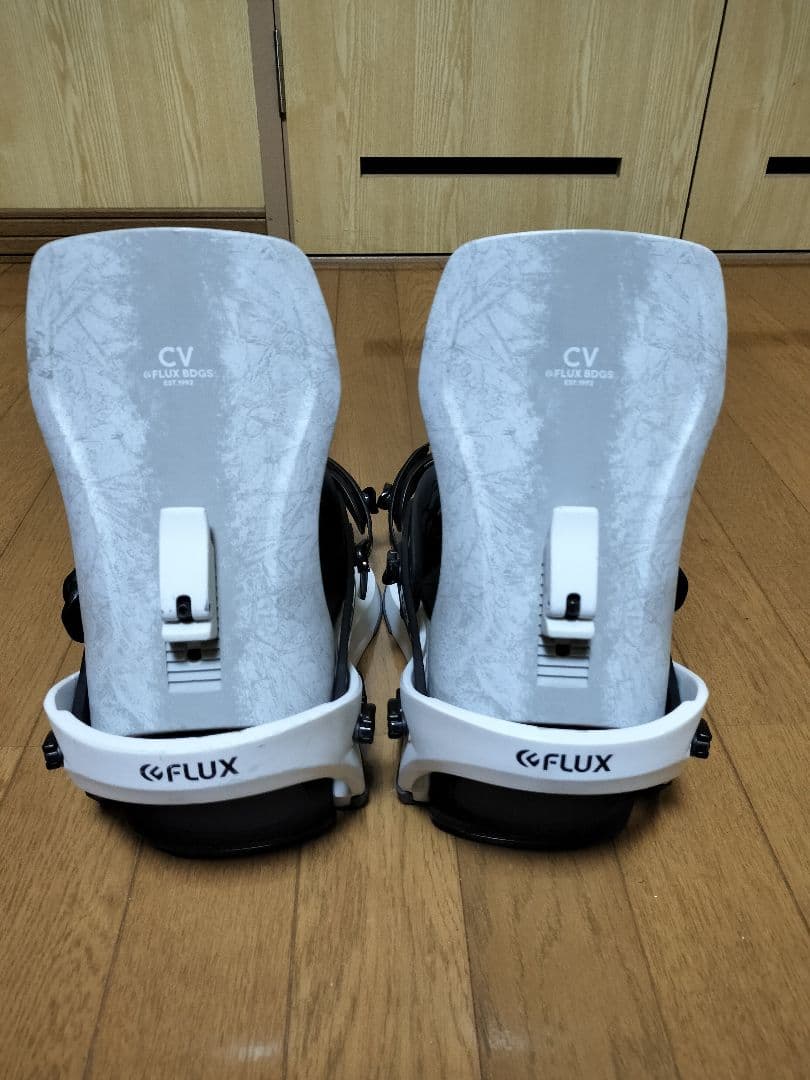 FLUX CV 22-23 Mサイズ　ビンディング