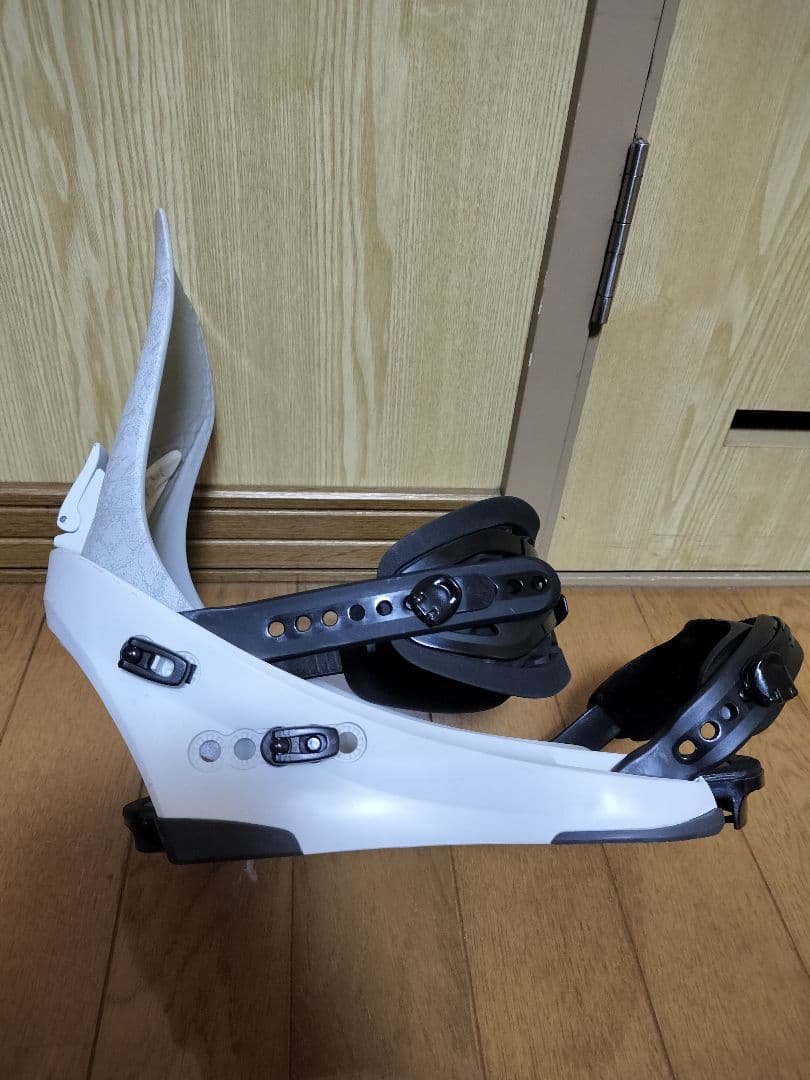 FLUX CV 22-23 Mサイズ　ビンディング