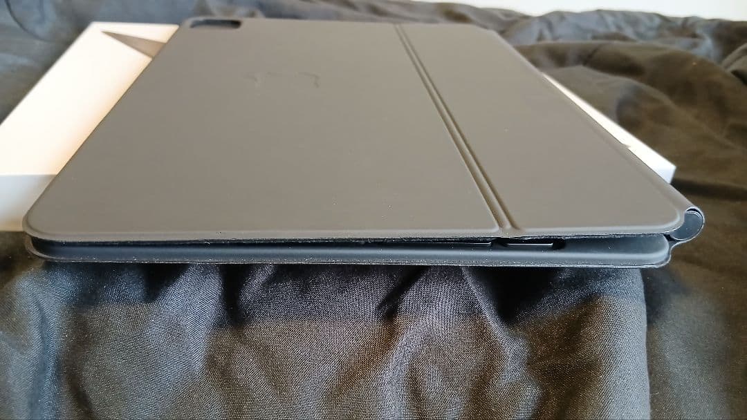 Apple 11インチ Magic Keyboard 純正