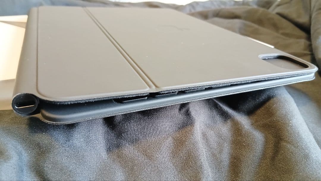 Apple 11インチ Magic Keyboard 純正