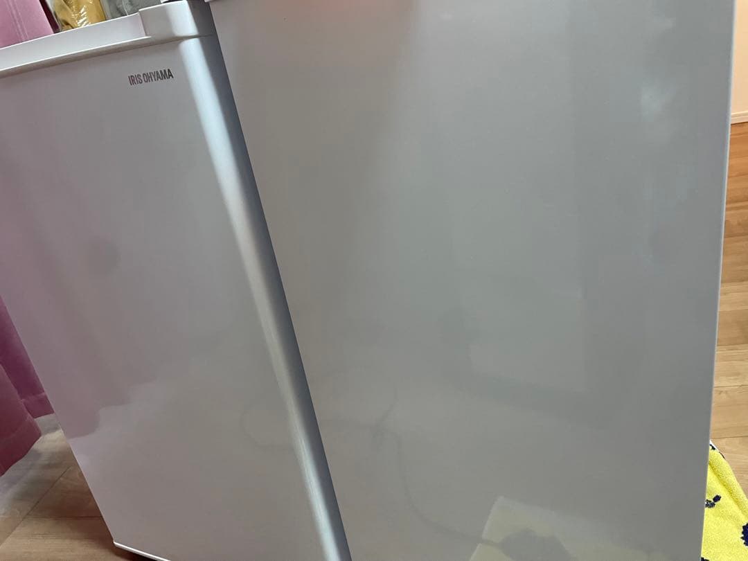 アイリスオーヤマ 冷凍庫 60L　家庭用　IUSD-6A-W