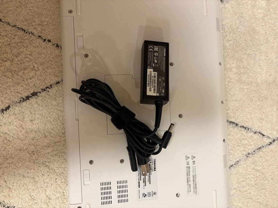 ミ*バ様 TOSHIBA dynabook ホワイト Intel Core i7