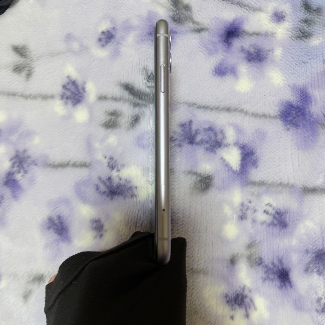 iPhone 11 64GB SIMフリー 背面割れ 動作確認済み