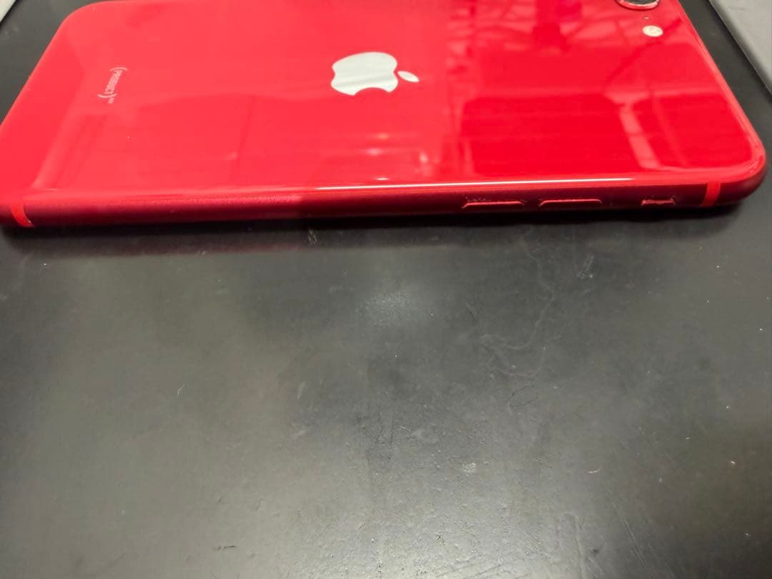 スマートフォン本体 iPhone SE2 128GB RED