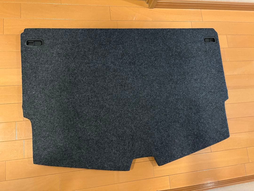 日産ノート純正　E12 マルチラゲッジボード　中古美品