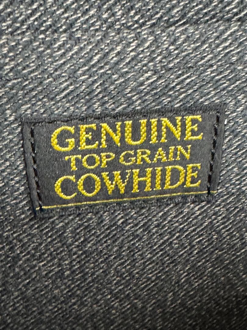 黒 キルティング ボディバッグ