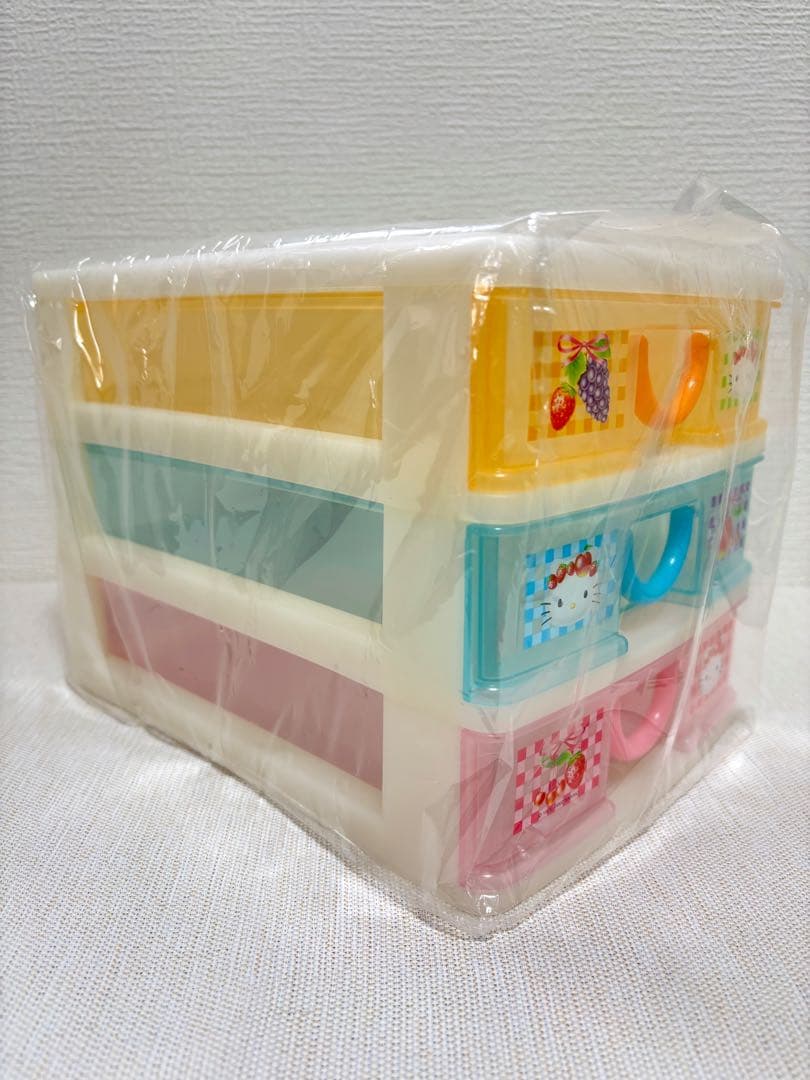 希少 ハローキティ✨フルーツ柄 3段 チェスト 新品未使用