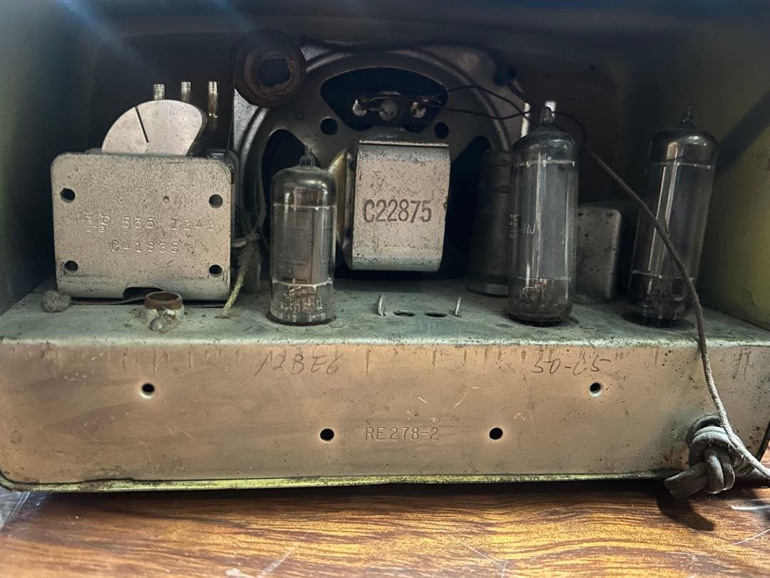 Arvin レトロラジオ 真空管式 黄色