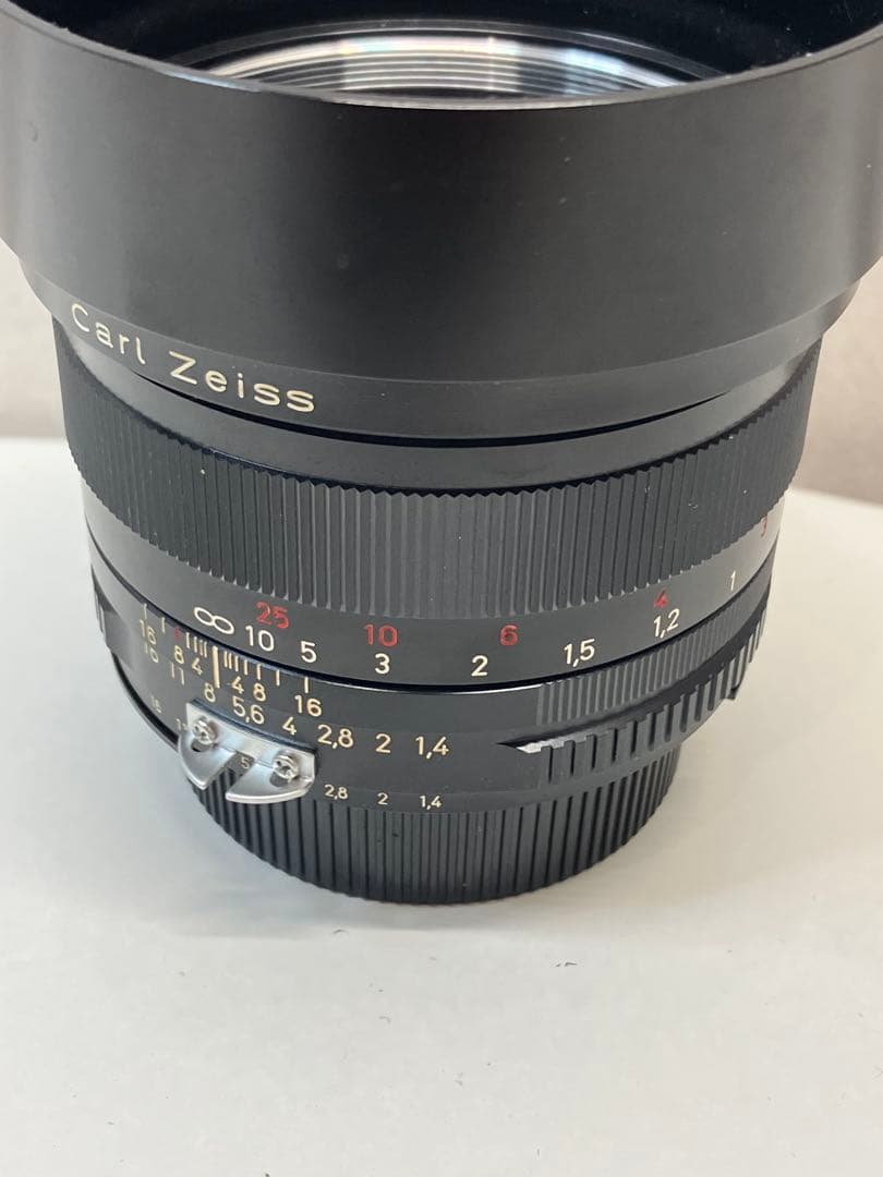 Carl Zeiss Planar 1.4/50 ZF 【3621】