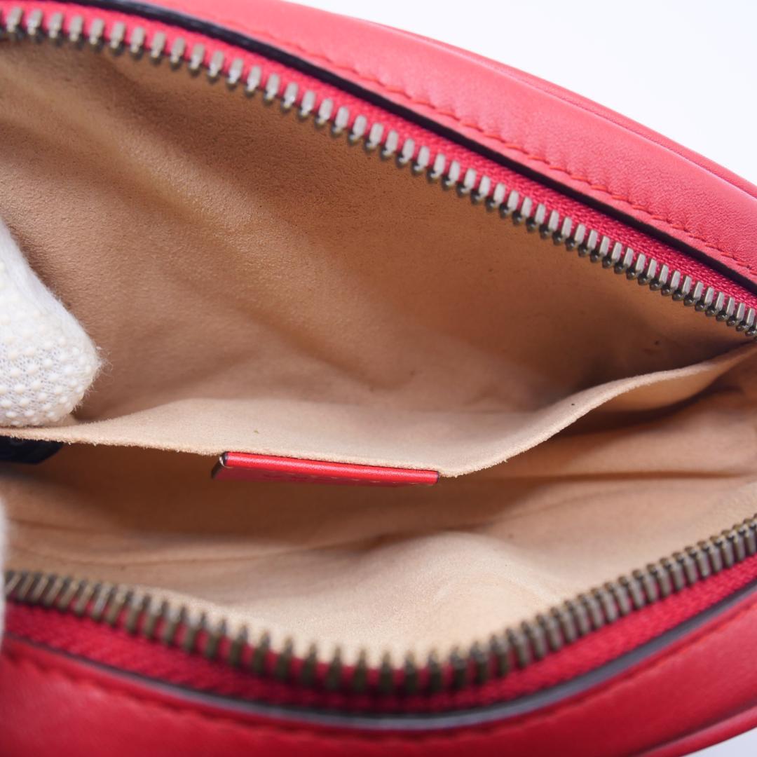 【美品】GUCCI GGマーモント　ボディバッグ　ウエストバッグ　レザー　レッド