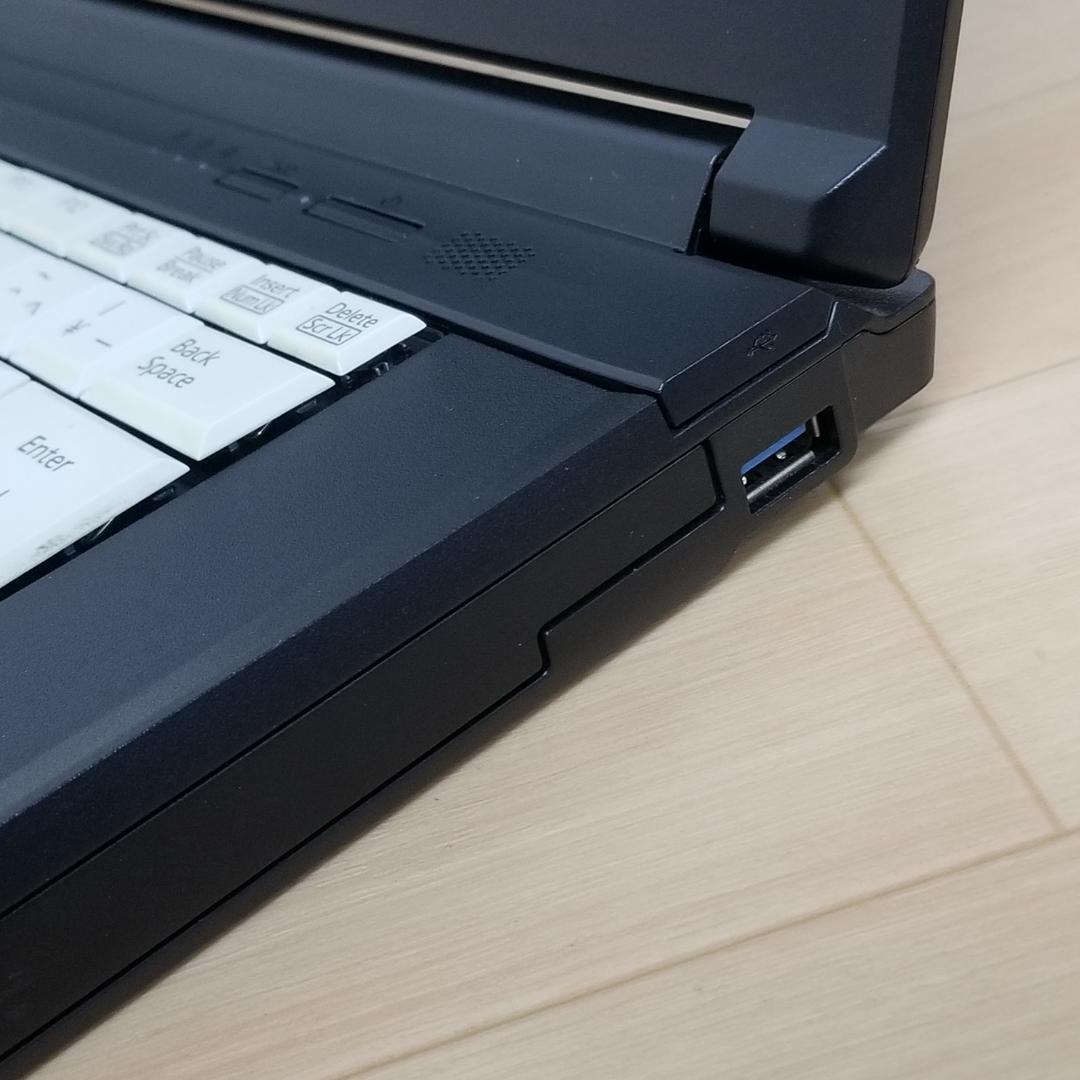 期間限定 SSD Win11 ノートPC 富士通(B1652)